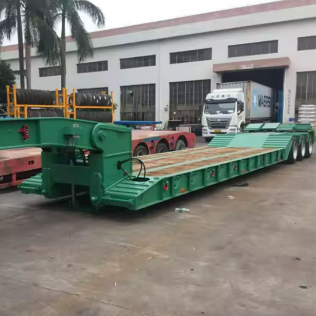 High Quality Excavator Low Bed Semi Trailer Low Loader 3 Axle 60/70/80Tons Lowbed Truck Semi Trailer For Sale